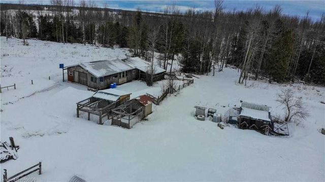 240 Little Pike Bay, House detached with 3 bedrooms, 2 bathrooms and 5 parking in Northern Bruce Peninsula ON | Image 39