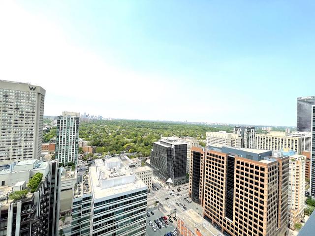 3109 - 50 Charles St E, Condo with 2 bedrooms, 1 bathrooms and 0 parking in Toronto ON | Image 2