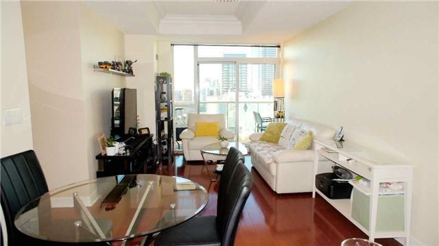 Uph02 - 18 Harrison Garden Blvd, Condo with 2 bedrooms, 2 bathrooms and 1 parking in Toronto ON | Image 3