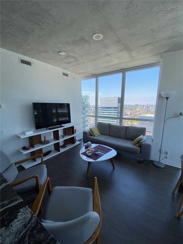 3402 - 88 Blue Jays Way, Condo with 1 bedrooms, 1 bathrooms and 1 parking in Toronto ON | Image 3