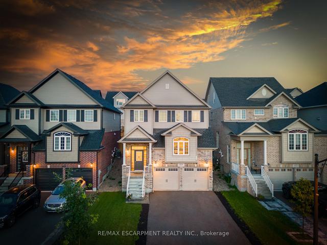 109 Gagnon Pl, House detached with 4 bedrooms, 3 bathrooms and 6 parking in Guelph/Eramosa ON | Image 1