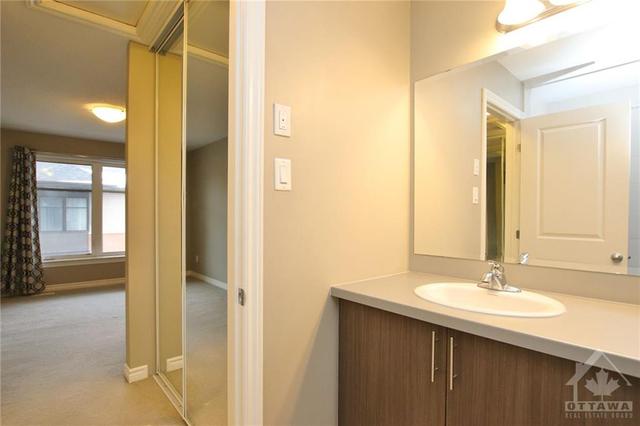 119 Chaperal Private, Townhouse with 2 bedrooms, 3 bathrooms and 2 parking in Ottawa ON | Image 22