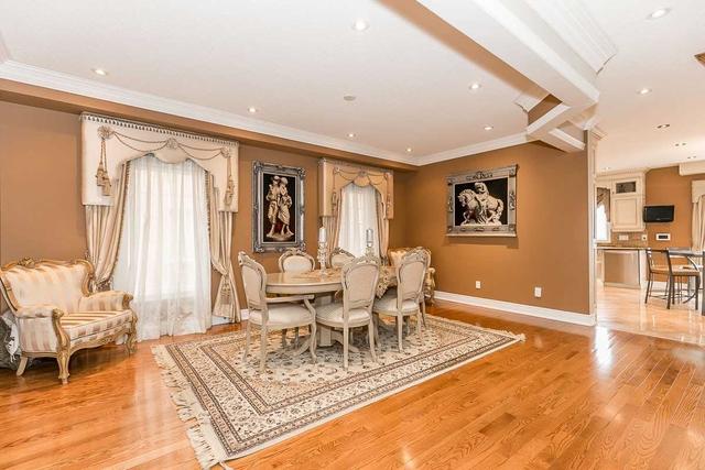 37 Little Ashley Dr, House detached with 4 bedrooms, 5 bathrooms and 6 parking in Vaughan ON | Image 39