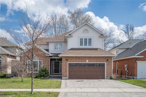 573 Willow Wood Drive, Waterloo, ON, N2T2T5 | Card Image