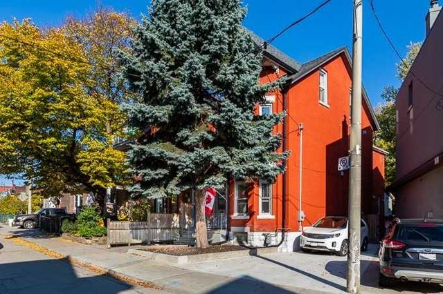 287 Lisgar St, House semidetached with 5 bedrooms, 4 bathrooms and 3 parking in Toronto ON | Image 36