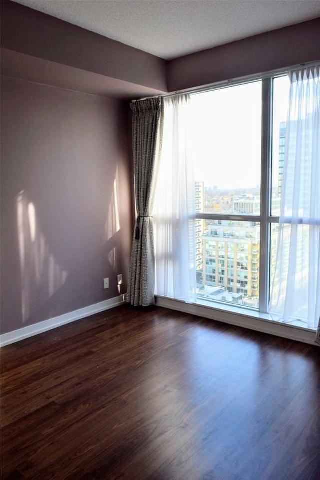1319 - 98 Lillian St, Condo with 1 bedrooms, 1 bathrooms and 0 parking in Toronto ON | Image 4