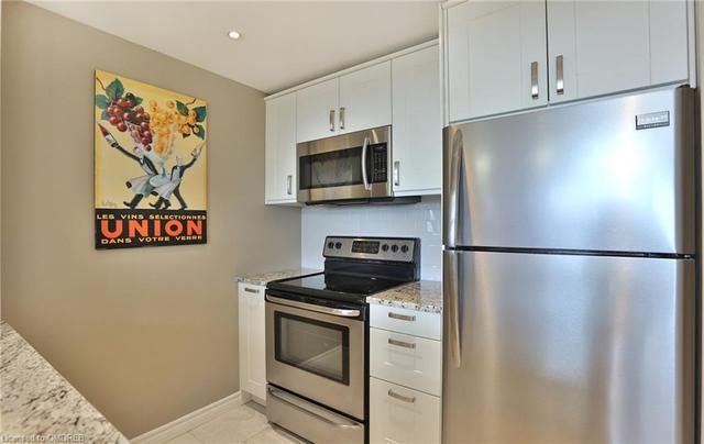 ph12 - 185 Robinson St, Condo with 1 bedrooms, 1 bathrooms and 1 parking in Oakville ON | Image 3