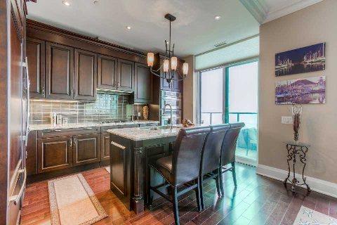 sph12 - 11 Bronte Rd, Condo with 2 bedrooms, 3 bathrooms and 2 parking in Oakville ON | Image 6