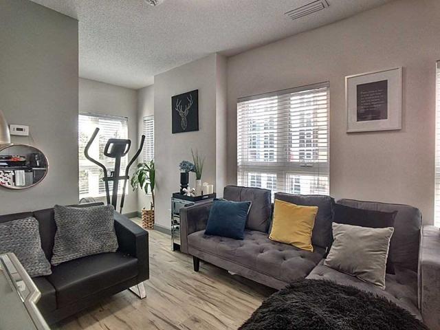 183 - 258a Sunview St, Condo with 1 bedrooms, 1 bathrooms and 0 parking in Waterloo ON | Image 2