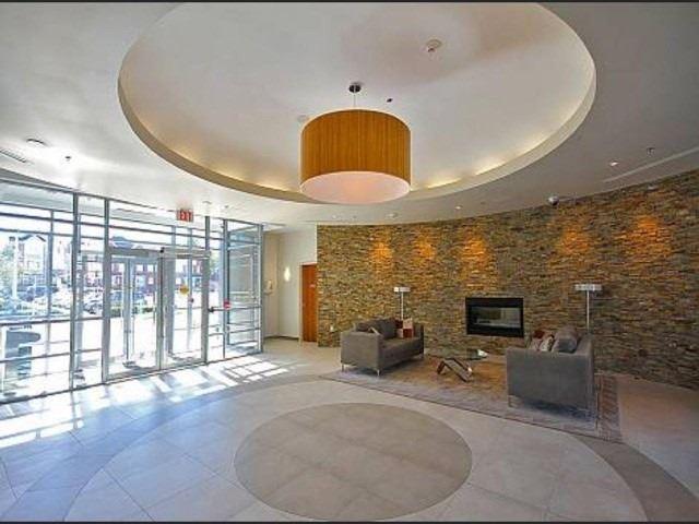1405 - 215 Queen St E, Condo with 1 bedrooms, 1 bathrooms and 1 parking in Brampton ON | Image 8