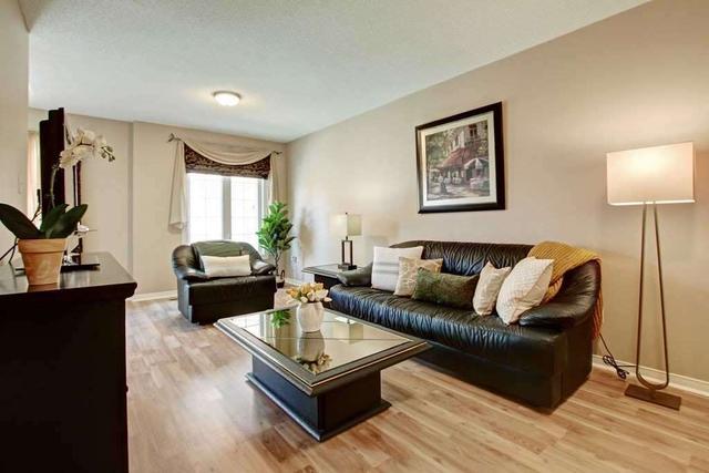 55 - 6950 Tenth Line W, Townhouse with 3 bedrooms, 3 bathrooms and 2 parking in Mississauga ON | Image 2