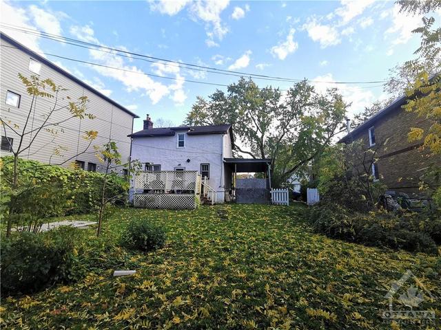 431 Ravenhill Avenue, House detached with 3 bedrooms, 1 bathrooms and 3 parking in Ottawa ON | Image 4