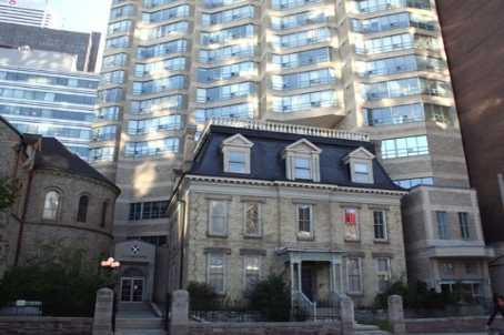 1003 - 71 Simcoe St, Condo with 1 bedrooms, 2 bathrooms and 1 parking in Toronto ON | Image 1