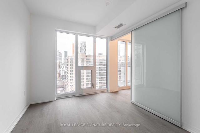 1228 - 251 Jarvis St, Condo with 2 bedrooms, 1 bathrooms and 0 parking in Toronto ON | Image 7