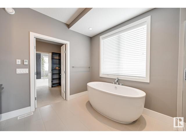 4514 Mead Co Nw, House detached with 4 bedrooms, 3 bathrooms and 4 parking in Edmonton AB | Image 38