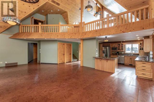 32, - 41124 Range Road 282 Range, House detached with 4 bedrooms, 3 bathrooms and 10 parking in Lacombe County AB | Image 12