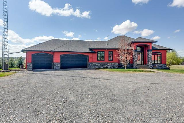 2 Last Hill Drive, House detached with 5 bedrooms, 3 bathrooms and null parking in Clearwater County AB | Image 1