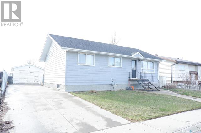 708 Leeville Drive, House detached with 2 bedrooms, 2 bathrooms and null parking in Assiniboia SK | Image 27