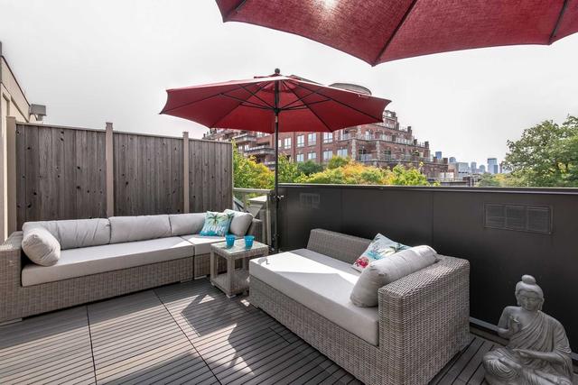 th15 - 20 Burkebrook Pl, Townhouse with 3 bedrooms, 3 bathrooms and 2 parking in Toronto ON | Image 24
