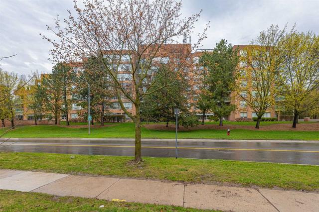 308 - 14924 Yonge St, Condo with 2 bedrooms, 1 bathrooms and 1 parking in Aurora ON | Image 12