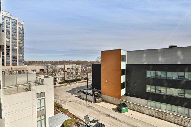 522 - 35 Hollywood Ave, Condo with 2 bedrooms, 2 bathrooms and 1 parking in Toronto ON | Image 25