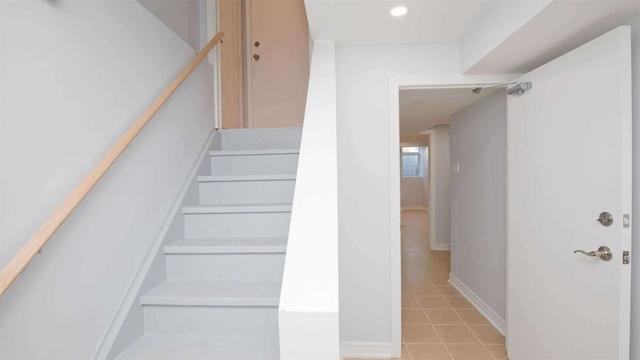 9 Susan Ave, House detached with 3 bedrooms, 4 bathrooms and 6 parking in Brampton ON | Image 28
