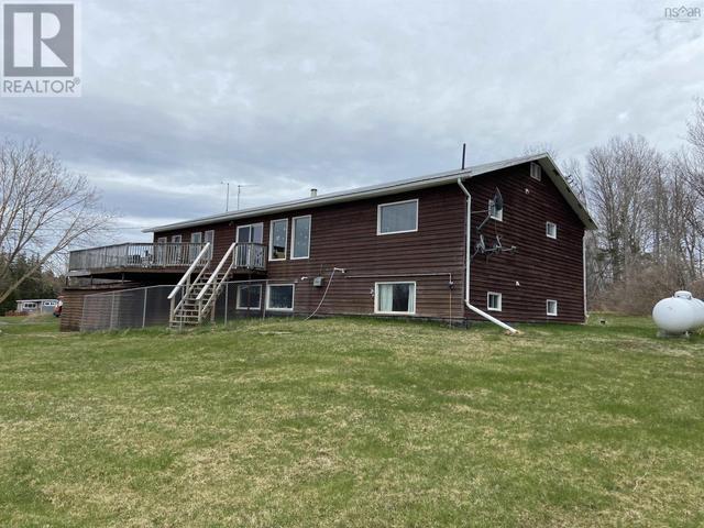 2107 Highway 215, House detached with 4 bedrooms, 1 bathrooms and null parking in East Hants NS | Image 6