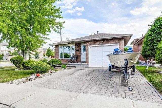 102 Juniper Dr, House detached with 3 bedrooms, 2 bathrooms and 3 parking in Hamilton ON | Image 23