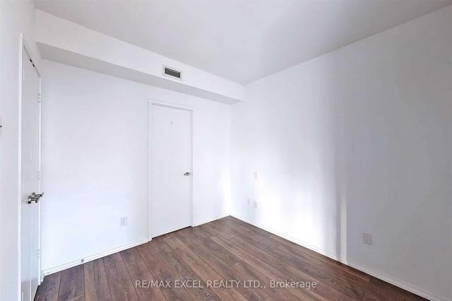1001 - 45 Charles St E, Condo with 2 bedrooms, 1 bathrooms and 1 parking in Toronto ON | Image 11