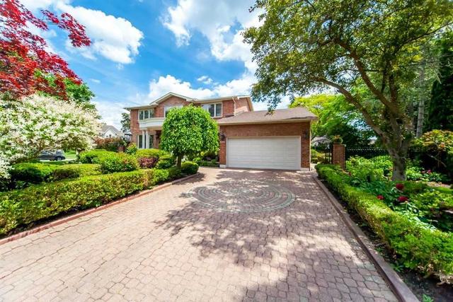 1146 Surrey Crt, House detached with 4 bedrooms, 5 bathrooms and 6 parking in Mississauga ON | Image 12