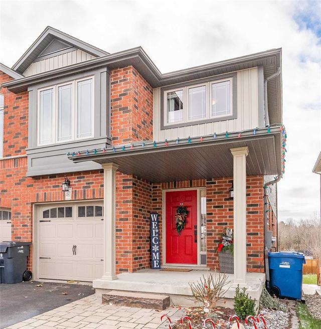 460 Starwood Dr, House semidetached with 3 bedrooms, 3 bathrooms and 2 parking in Guelph ON | Image 1