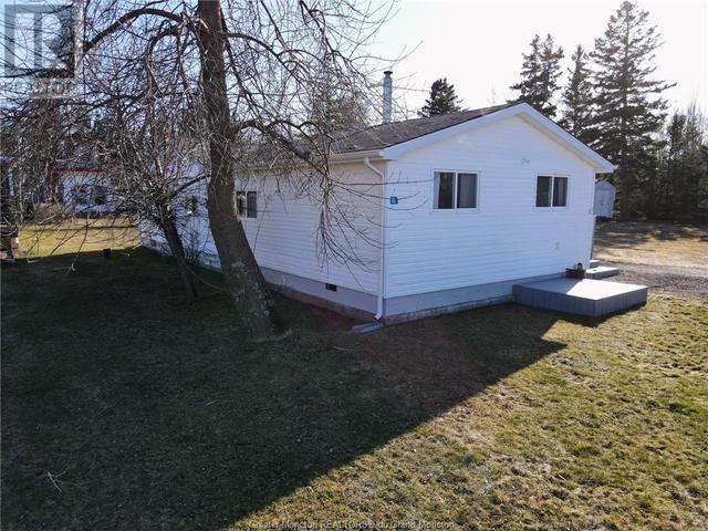 6 Ste Marie St, House detached with 3 bedrooms, 1 bathrooms and null parking in Beaubassin East NB | Image 43