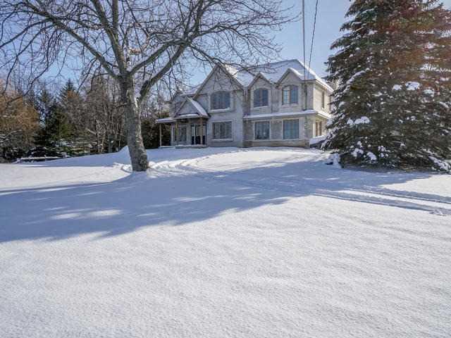 2272 Britannia Rd, House detached with 4 bedrooms, 3 bathrooms and 8 parking in Burlington ON | Image 3