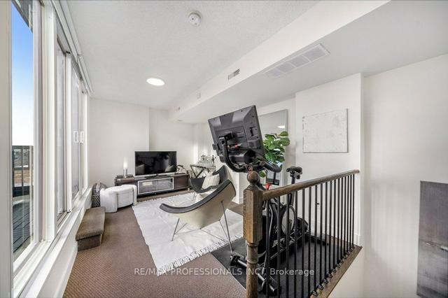 257 - 8 Foundry Ave, Townhouse with 2 bedrooms, 2 bathrooms and 2 parking in Toronto ON | Image 10