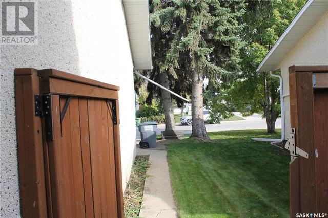 13 Kootenay Drive, House detached with 4 bedrooms, 2 bathrooms and null parking in Saskatoon SK | Image 45