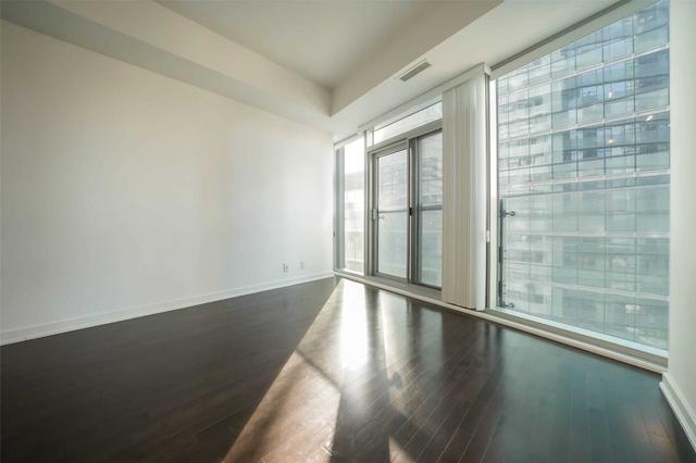 2810 - 14 York St, Condo with 1 bedrooms, 1 bathrooms and 0 parking in Toronto ON | Image 5