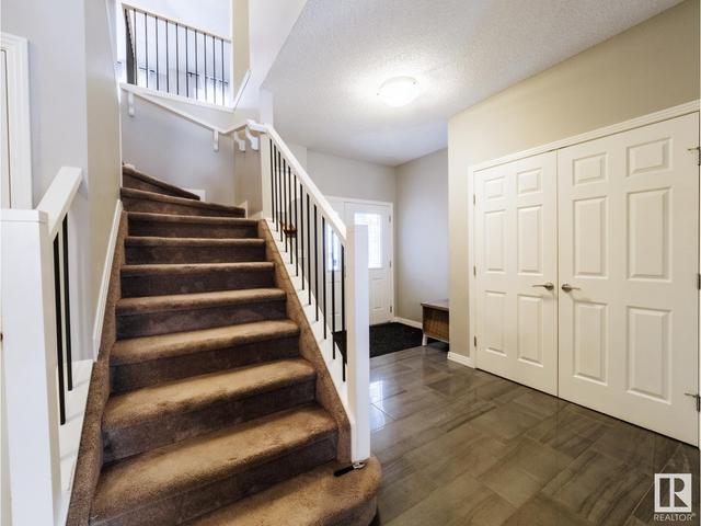 848 34 Av Nw, House attached with 3 bedrooms, 1 bathrooms and null parking in Edmonton AB | Card Image