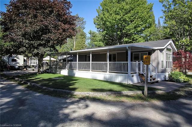 239 - 91 Theme Park Drive, House detached with 2 bedrooms, 1 bathrooms and null parking in Wasaga Beach ON | Image 17