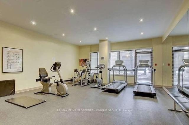 1008 - 280 Simcoe St, Condo with 1 bedrooms, 2 bathrooms and 1 parking in Toronto ON | Image 9
