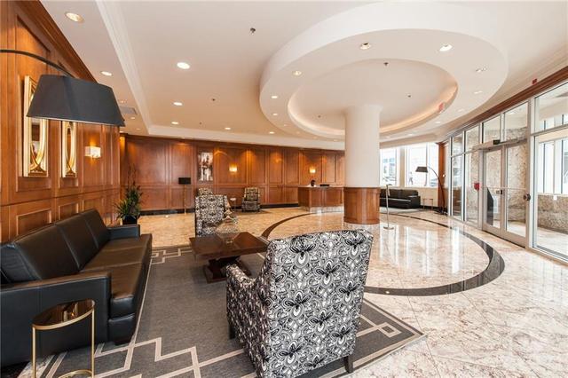 1401 - 242 Rideau Street, Condo with 2 bedrooms, 2 bathrooms and 1 parking in Ottawa ON | Image 2