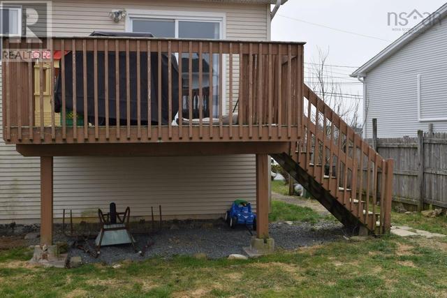 42 Peter Court, House semidetached with 3 bedrooms, 1 bathrooms and null parking in Halifax NS | Image 38