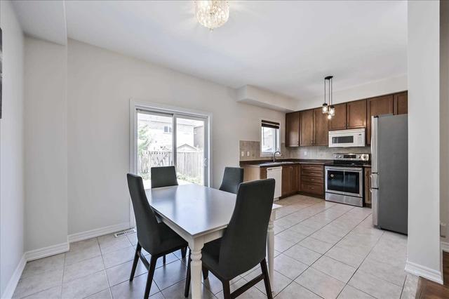 46 Ozner Cres, House semidetached with 4 bedrooms, 4 bathrooms and 2 parking in Vaughan ON | Image 4
