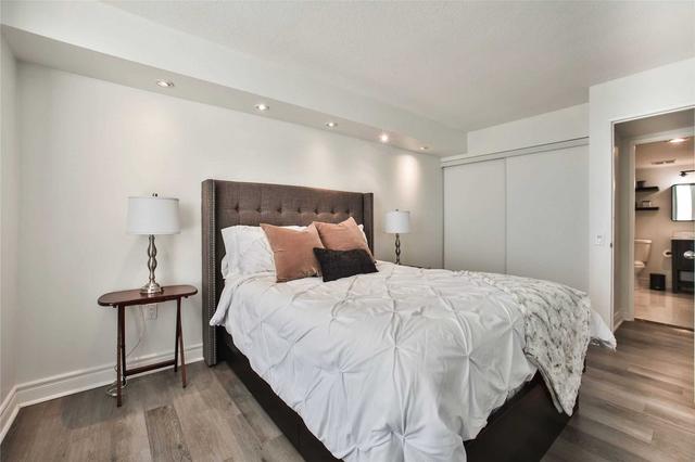 1401 - 21 Overlea Blvd, Condo with 1 bedrooms, 1 bathrooms and 1 parking in Toronto ON | Image 5