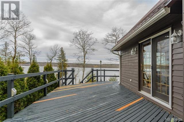 2162 Waterside Drive, House detached with 3 bedrooms, 1 bathrooms and null parking in Cambridge Narrows NB | Image 34