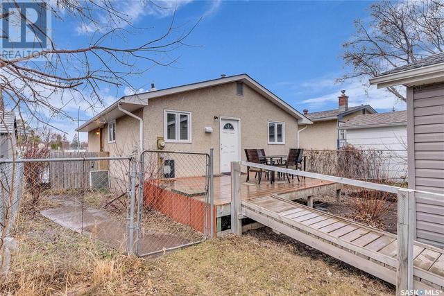 834 Confederation Drive, House detached with 2 bedrooms, 2 bathrooms and null parking in Saskatoon SK | Image 32