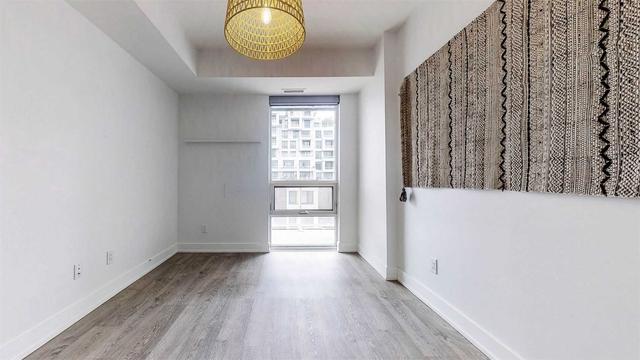 315 - 80 Vanauley St, Condo with 3 bedrooms, 3 bathrooms and 1 parking in Toronto ON | Image 8