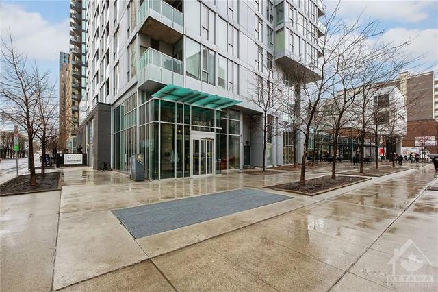 1404 - 179 Metcalfe Street, Condo with 1 bedrooms, 1 bathrooms and 1 parking in Ottawa ON | Image 2