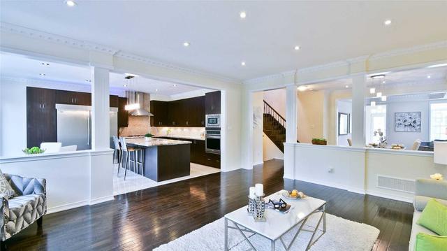 75 Stockell Cres, House detached with 5 bedrooms, 5 bathrooms and 6 parking in Ajax ON | Image 5
