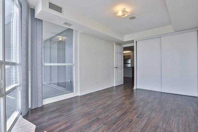1602 - 35 Hollywood Ave, Condo with 1 bedrooms, 1 bathrooms and 1 parking in Toronto ON | Image 8