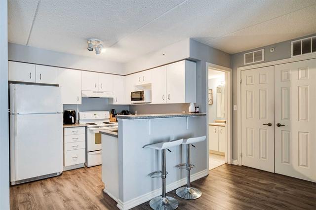 306 - 2055 Appleby Line, Condo with 1 bedrooms, 1 bathrooms and 1 parking in Burlington ON | Image 4
